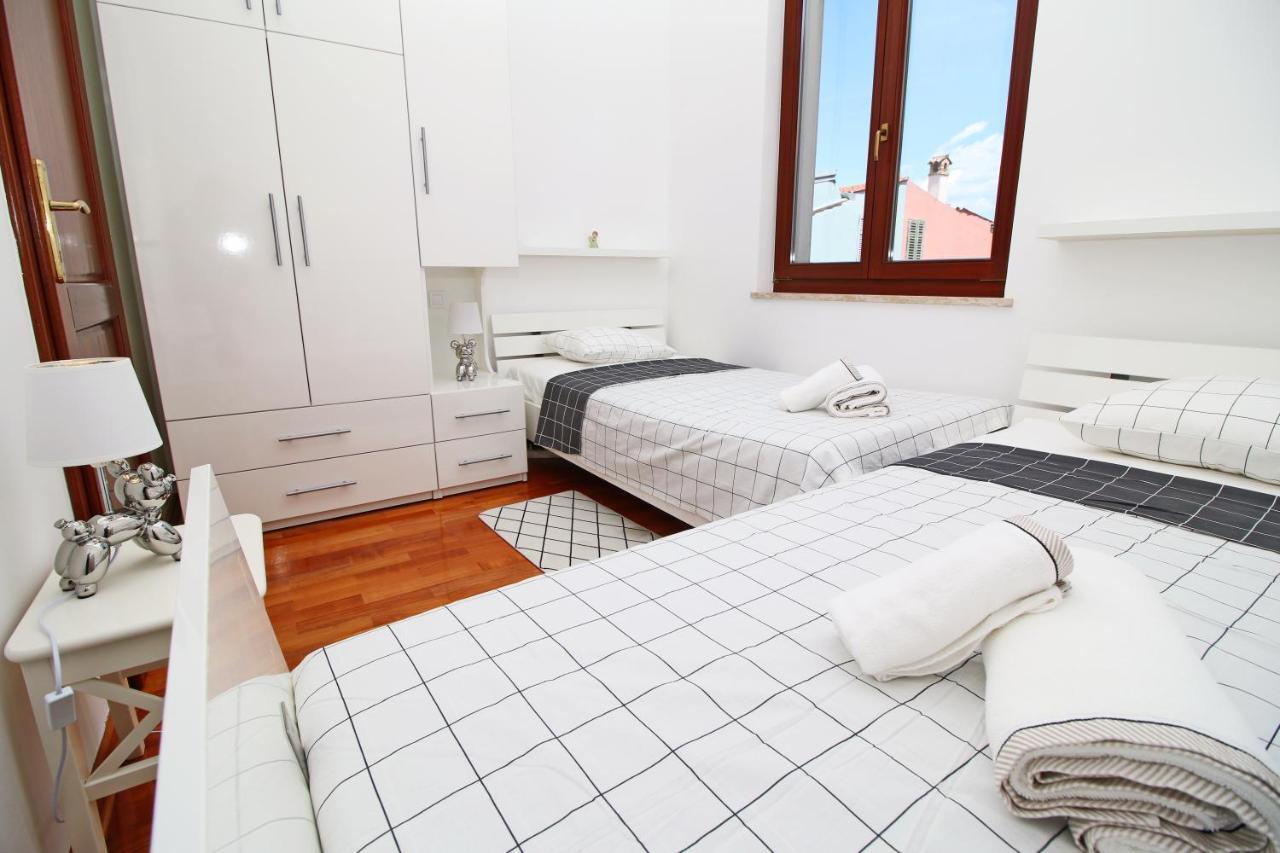 Polo Apartments Ровінь Екстер'єр фото